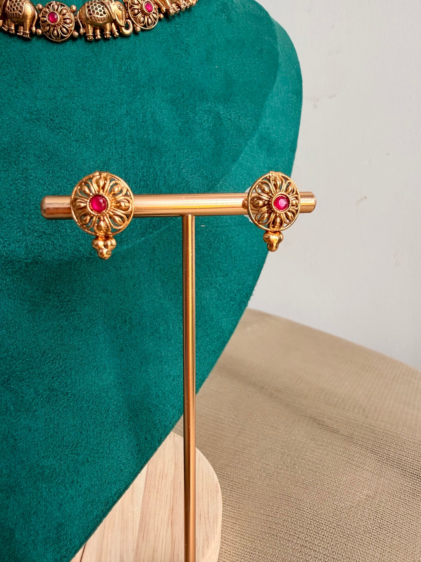 Gaja Pushpa Necklace
