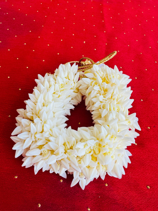 Fragrant Jasmine Bloom Strand