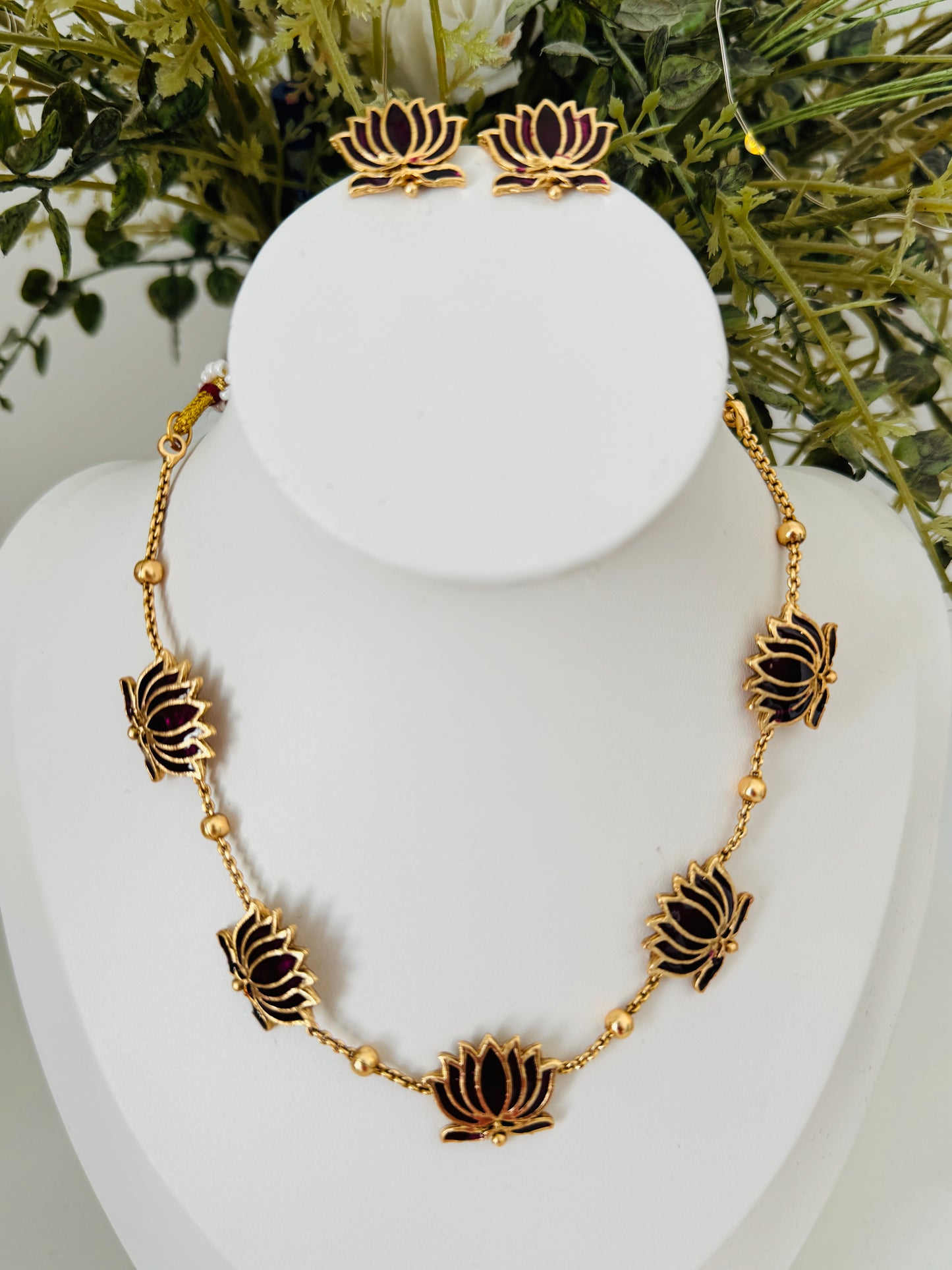 Antique finish brown lotus chain and earrings