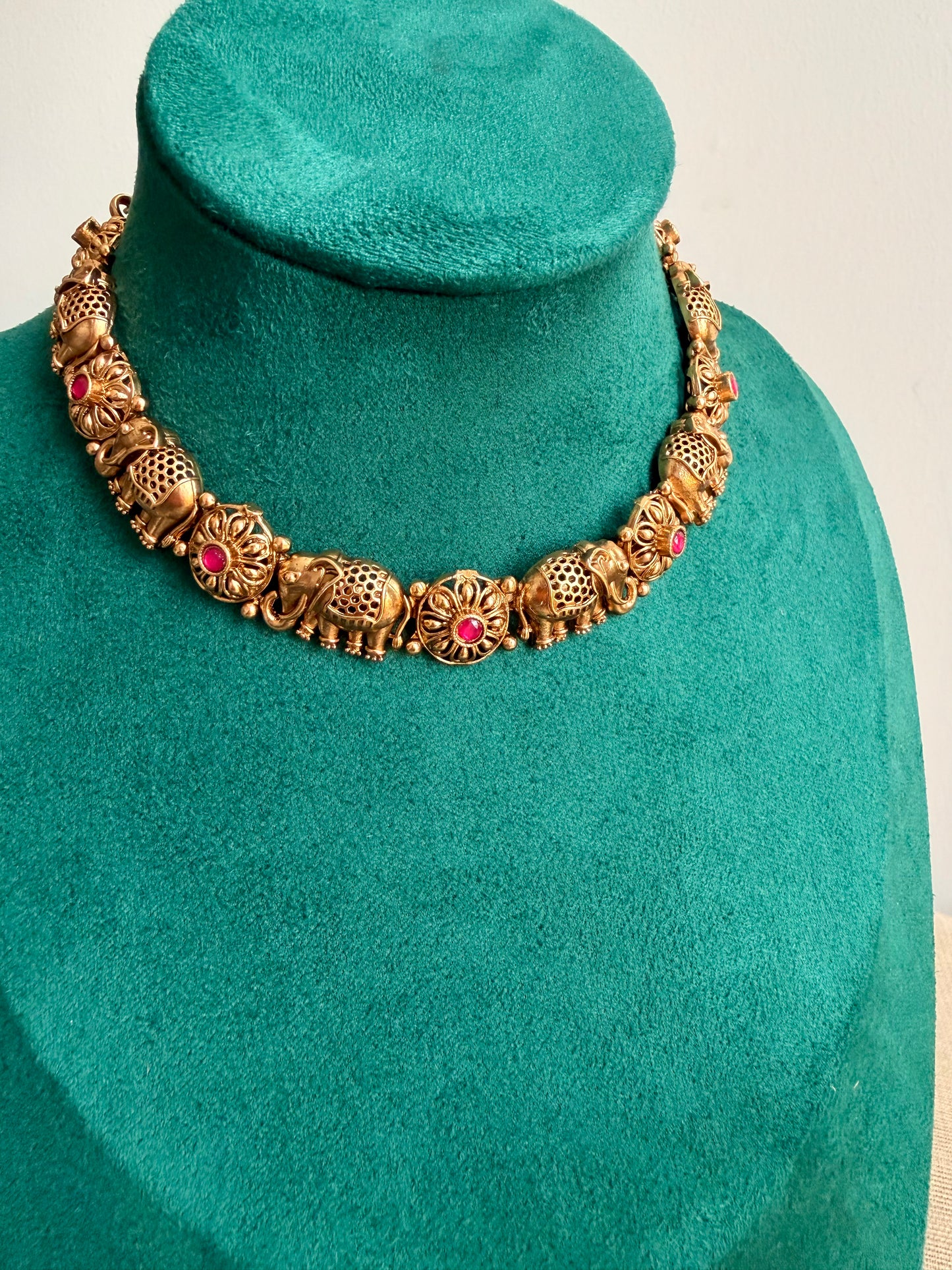 Gaja Pushpa Necklace