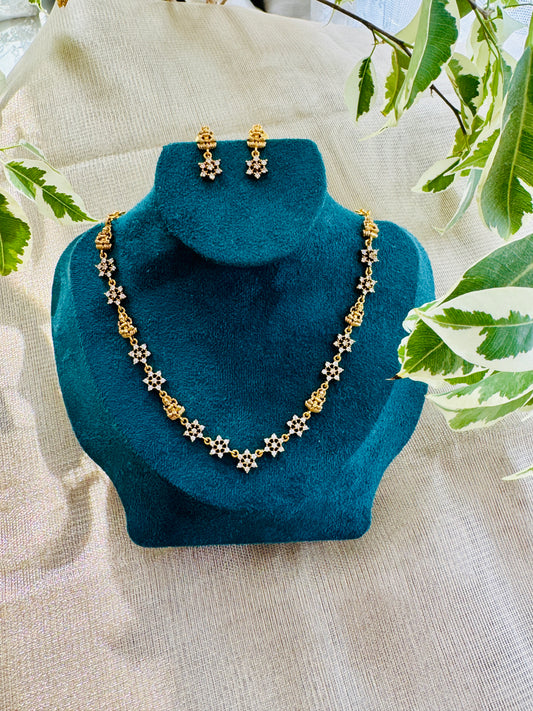 Sparkle petal chain set