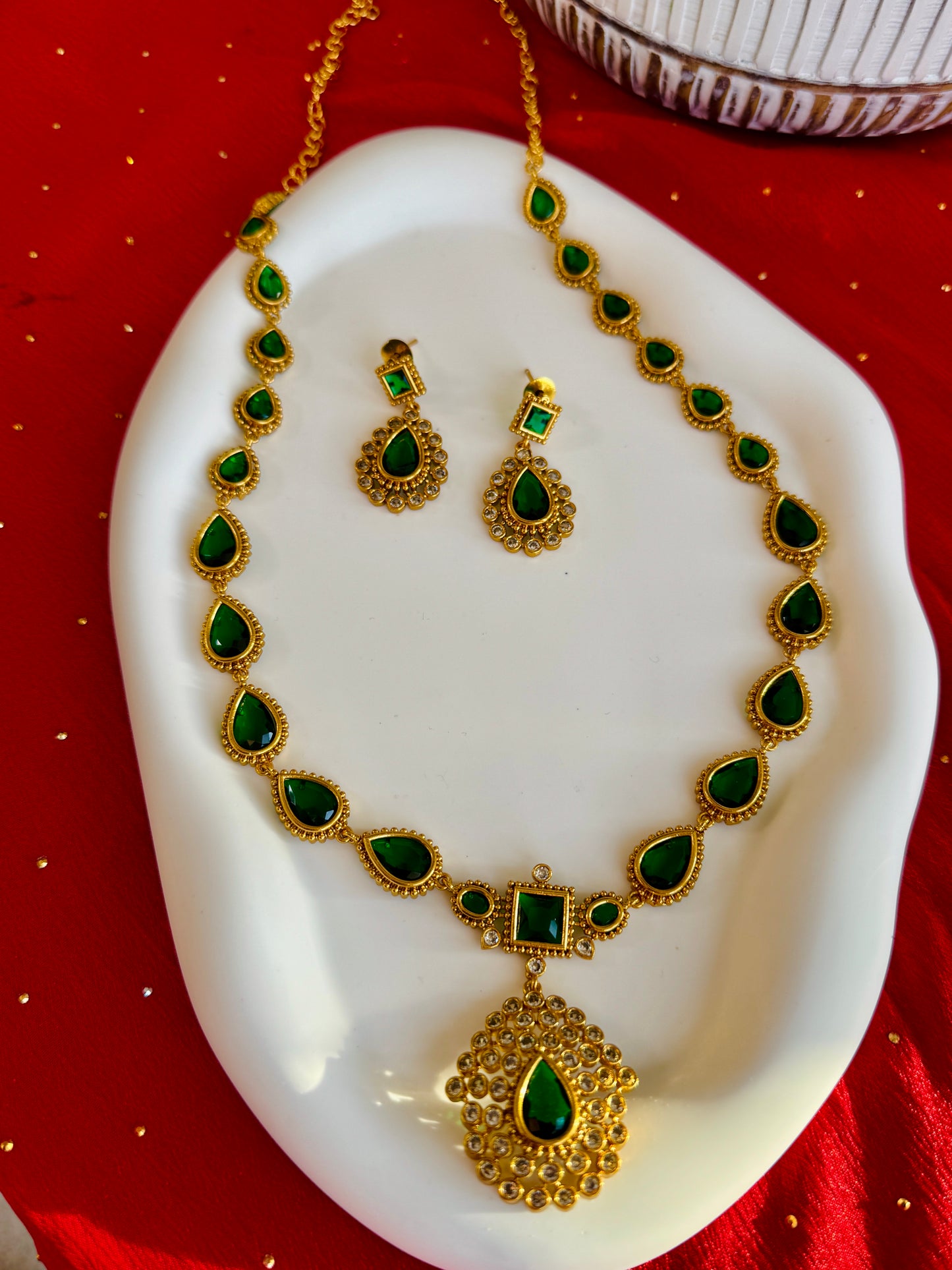 Emerald stone long AD chain