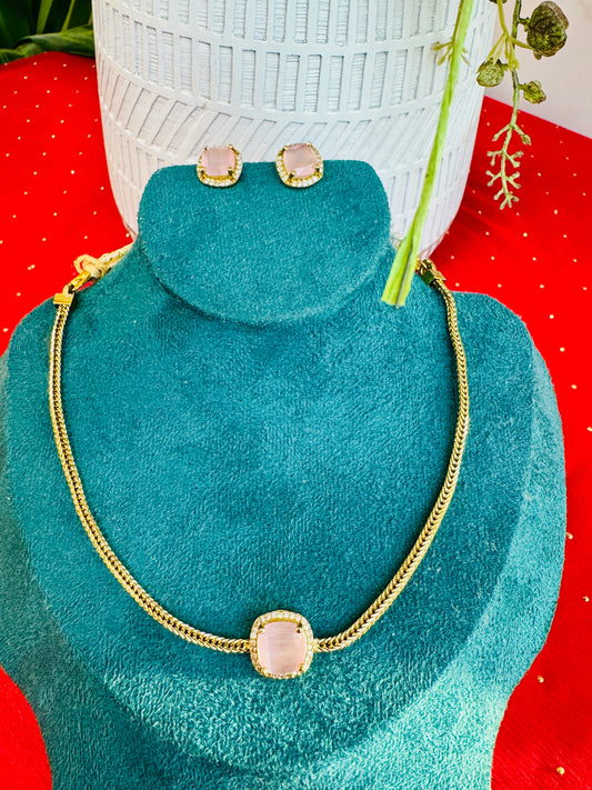 Single color stone antique stone choker