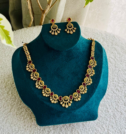 Multi stone necklace set