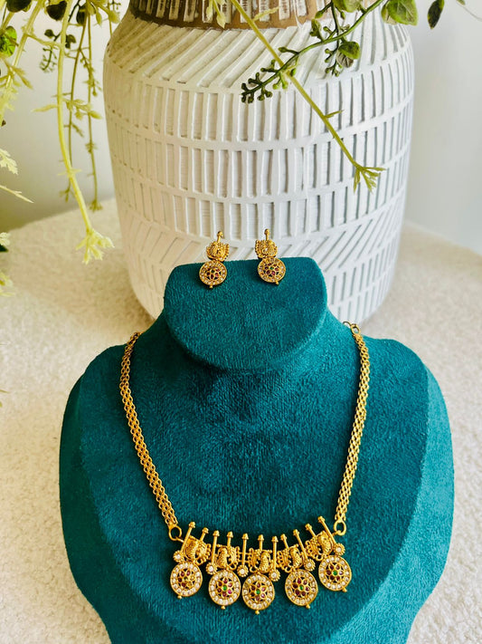 Aarini Royal Set
